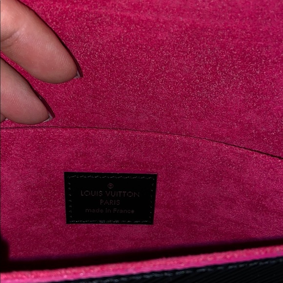 Authentic Louis Vuitton, coin purse, c.c. holder - Picture 7 of 8